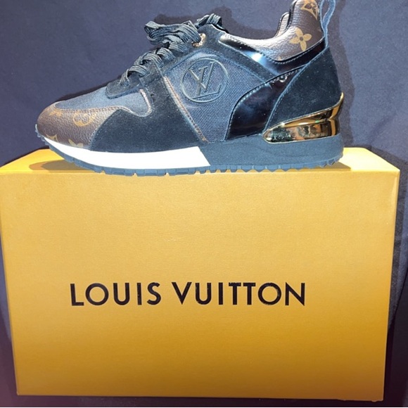Louis Vuitton Black Sneakers - Picture 2 of 4